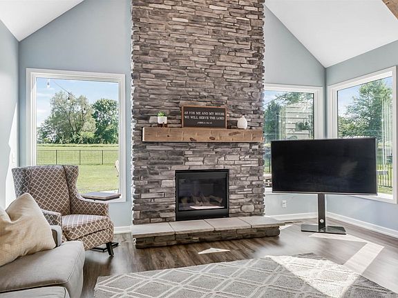 Great Room - Main Level