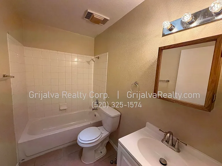 255 Silverbell — Photo 8