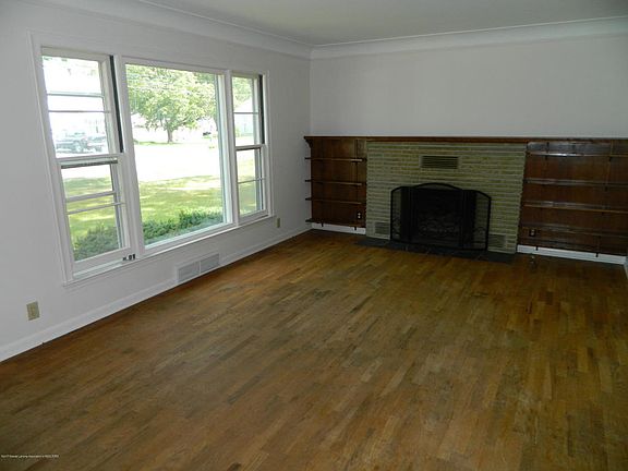 2nd image of 2137 Auburn Ave