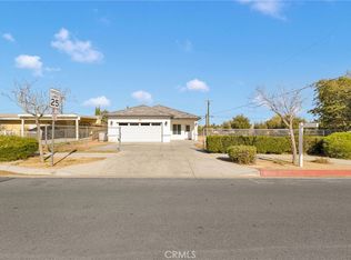 16150 Smoke Tree St, Hesperia, CA 92345