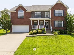 3138 Hawthorn Dr, Clarksville, TN 37043