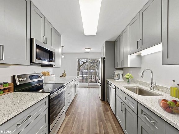 4th image of 8630 Ferris Ave Unit 308