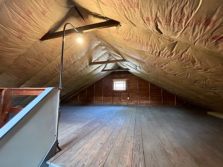 329 Somershire Dr — Photo 24