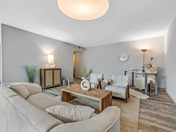 3945 Harrison St APT 23, Oakland, CA 94611