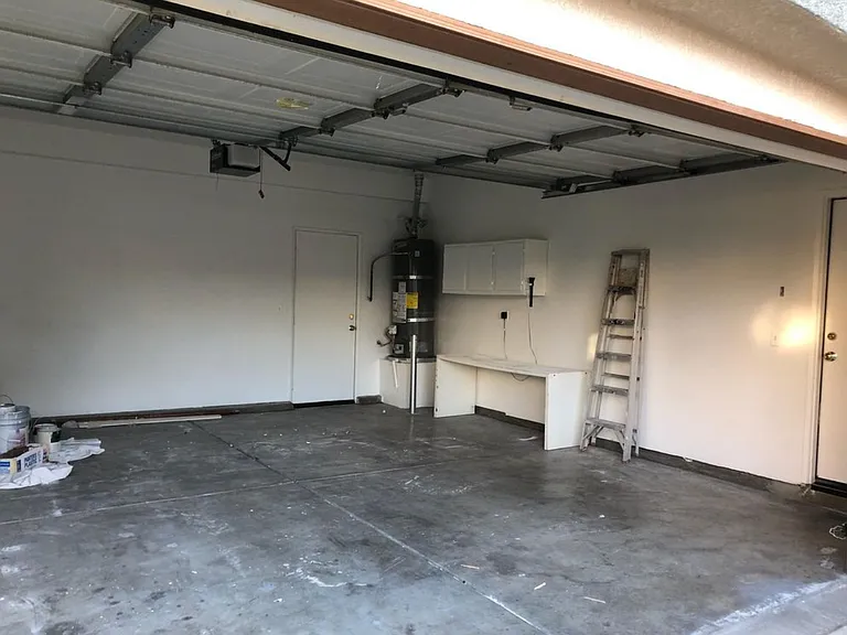 11350 Pond Ln — Photo 15