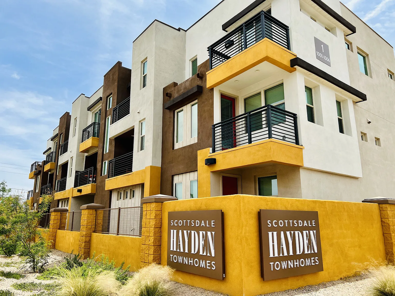 Scottsdale Hayden Townhomes — Photo 1