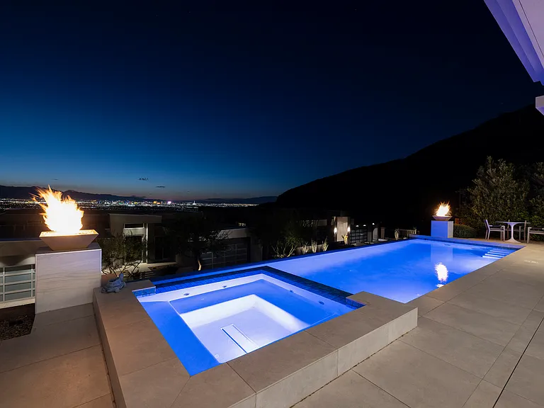 663 Palisade Rim Dr — Photo 44