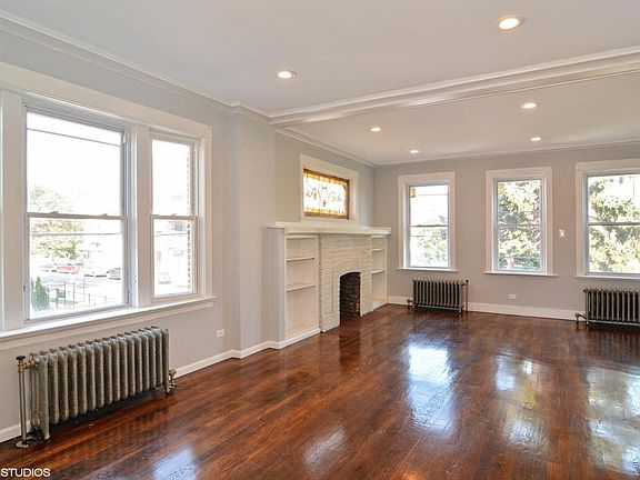5th image of 2553 N Central Park Ave