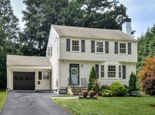 48 Edgebrook Rd, Framingham, MA 01701