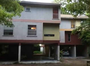 528 NE 4th Ave APT E, Gainesville, FL 32601