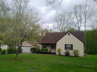 2104 Pennsylvania Ave, Saint Albans, WV 25177