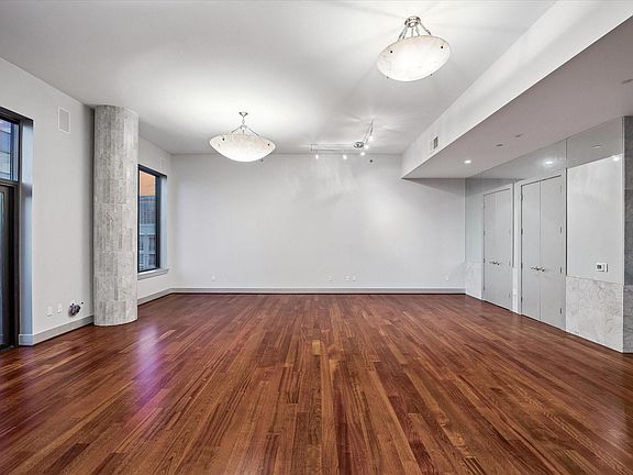 3rd image of 5005 Hidalgo St Unit 807