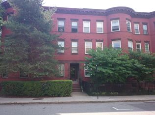 65 Pleasant St, Brookline, MA 02446