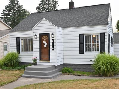 2110 W Norton Ave, Norton Shores, MI, 49441