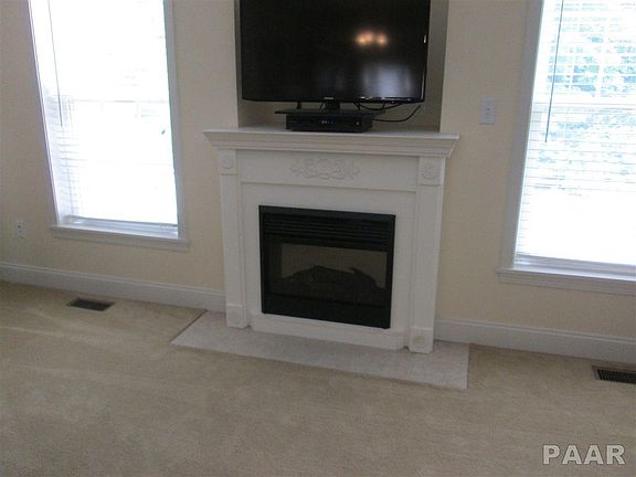 4th image of 6622 N Queen Frances Ln