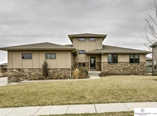 20003 Maple St, Gretna, NE 68028