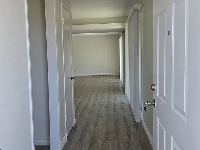 957 Oyster St — Photo 11