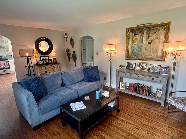 3006 Spencer Ave — Photo 4