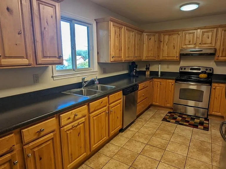 104 Akard Ave — Photo 16