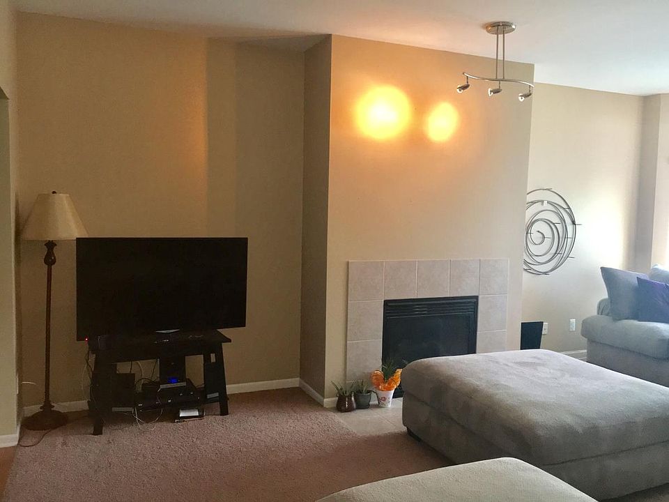 1st image of 25586 Portico Ln