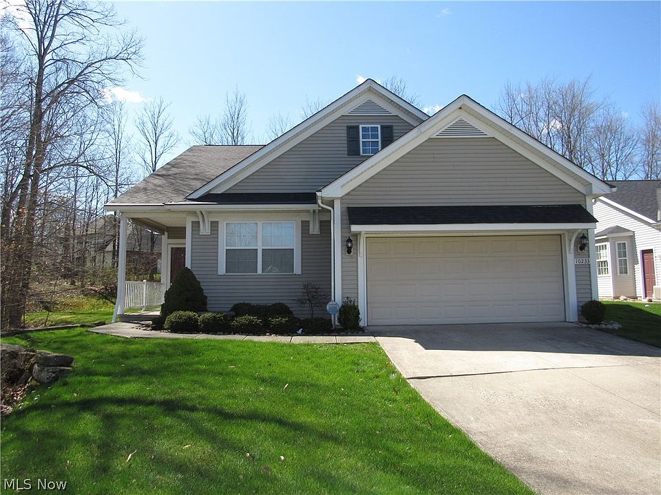 1st image of 10233 Hidden Valley Dr
