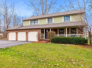 185 Lookout Ln SW, Pataskala, OH 43062