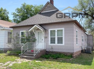 17 E 13th Ave, Hutchinson, KS 67501