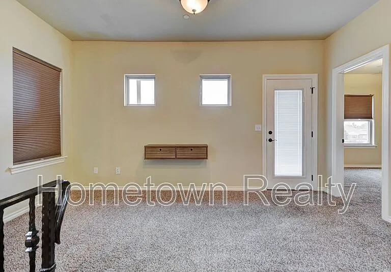 463 S Fretz Ave — Photo 25