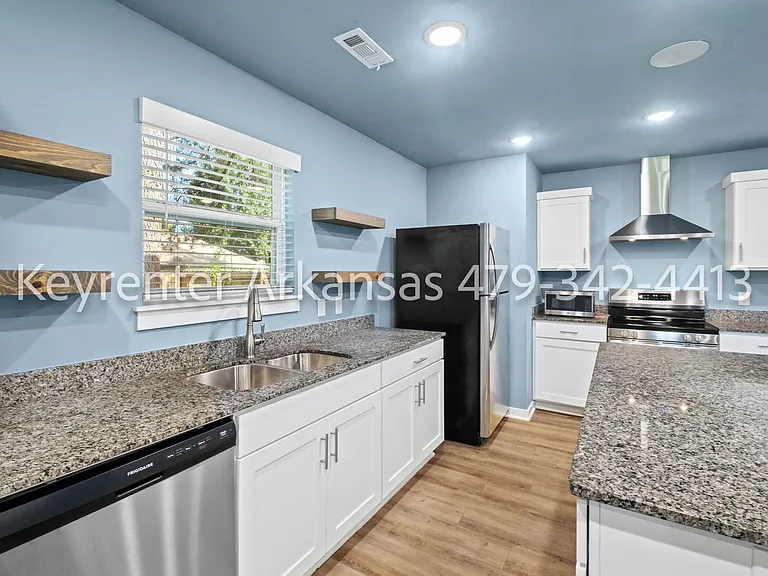 899 N Rupple Rd #121 — Photo 12