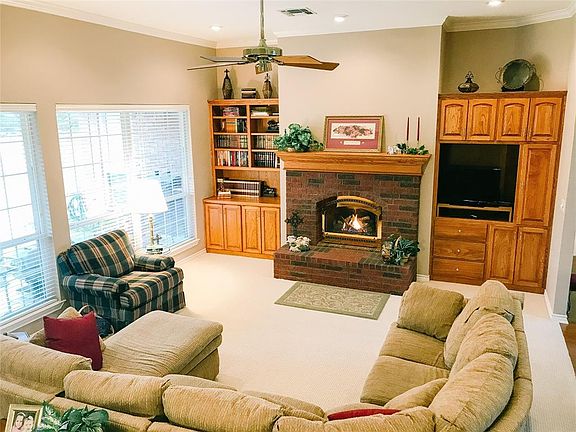4th image of 407 Briarwood Ct