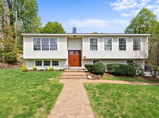 244 Woodbine Ave, Northport, NY 11768