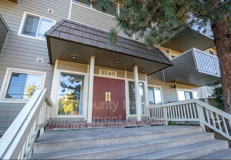 3240 Iris Ave #G408 — Photo 2