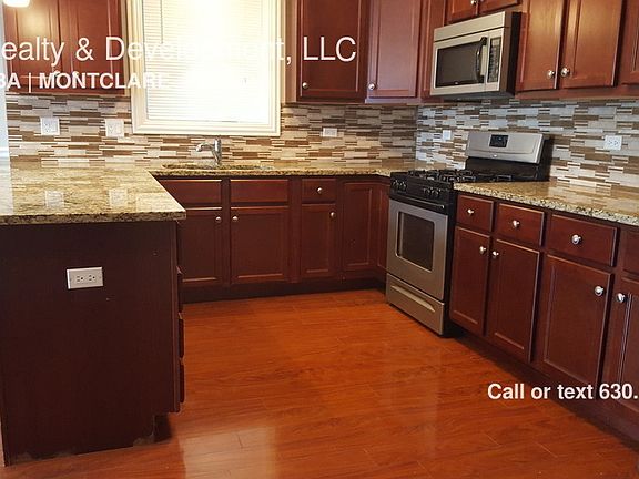 2nd image of 6619 W Belmont Ave #1