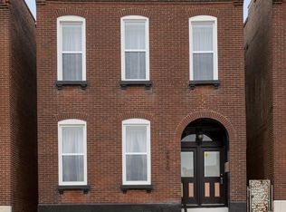 2930 Hickory St, Saint Louis, MO