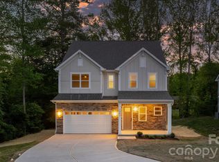 3883 12th St NE, Hickory, NC 28601