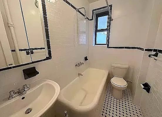 Rented by Voro NYC | media 5