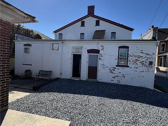 3rd image of 129 Howertown Rd #129