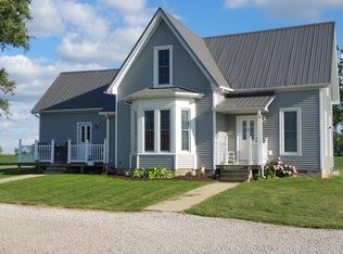 957 N 300 East Rd, Milmine, IL 61855