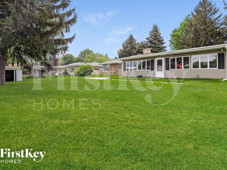 1717 Mayfield Ave — Photo 15