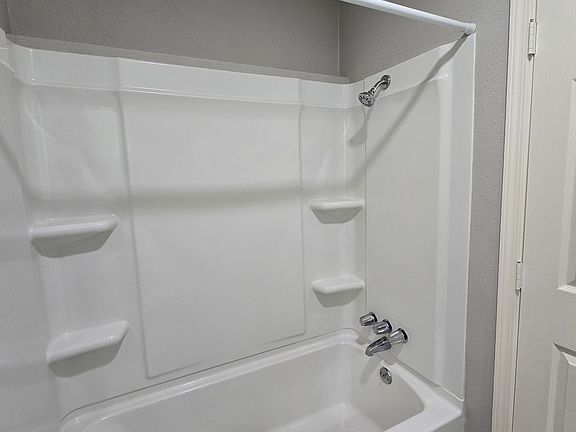 4th image of 205 Winter Park Unit C