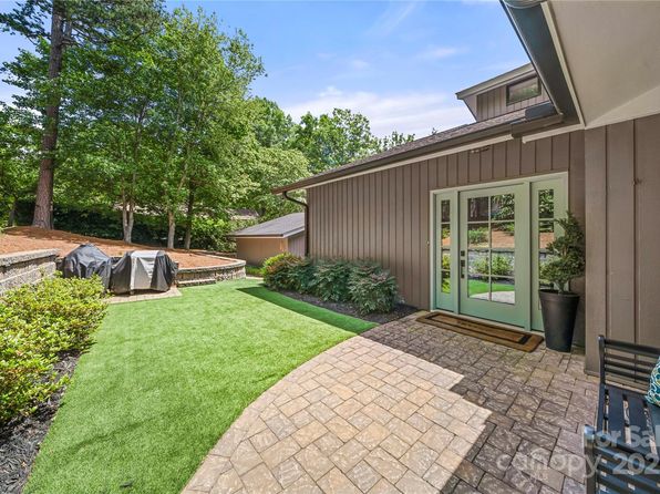 54 Honeysuckle Woods, Clover, SC 29710