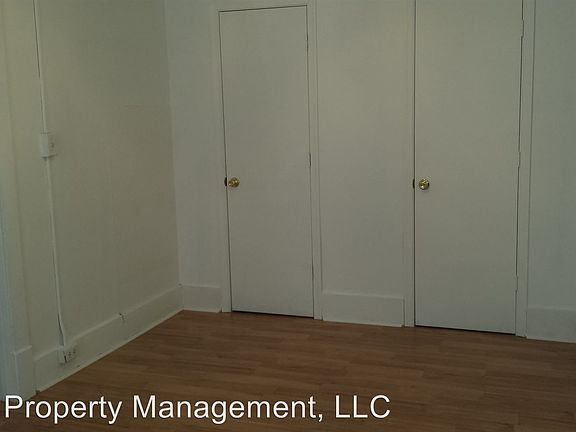 4th image of 823 Main St APT 02