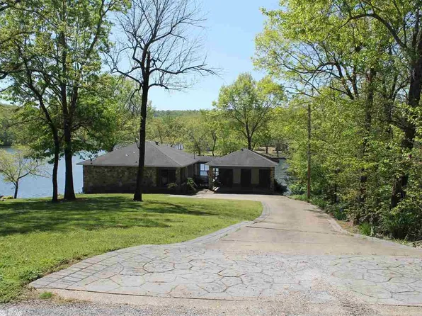 42 Winnebago Dr, Cherokee Village, AR 72529