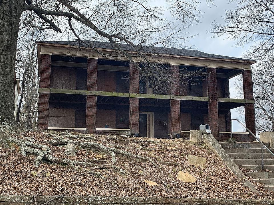 1st image of 1304 29th St N