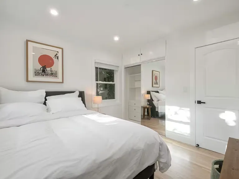 7106 Lasaine Ave — Photo 35