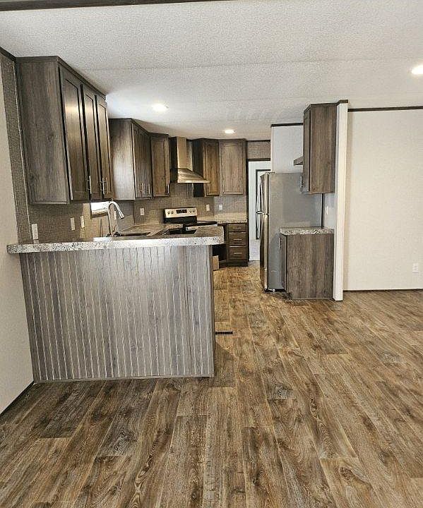 1st image of 2701 Leary Ln Trailer 63