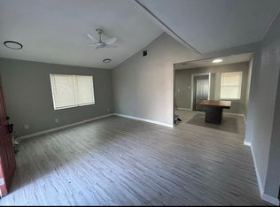 4414 6th St, Bacliff, TX 77518