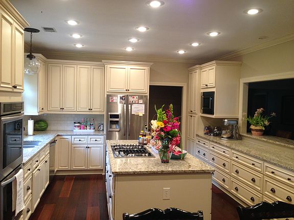 Kitchen - Newly remodeled