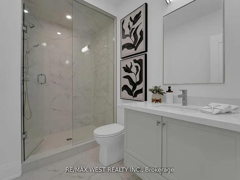 521 Saint Johns Rd #UPPER — Photo 19