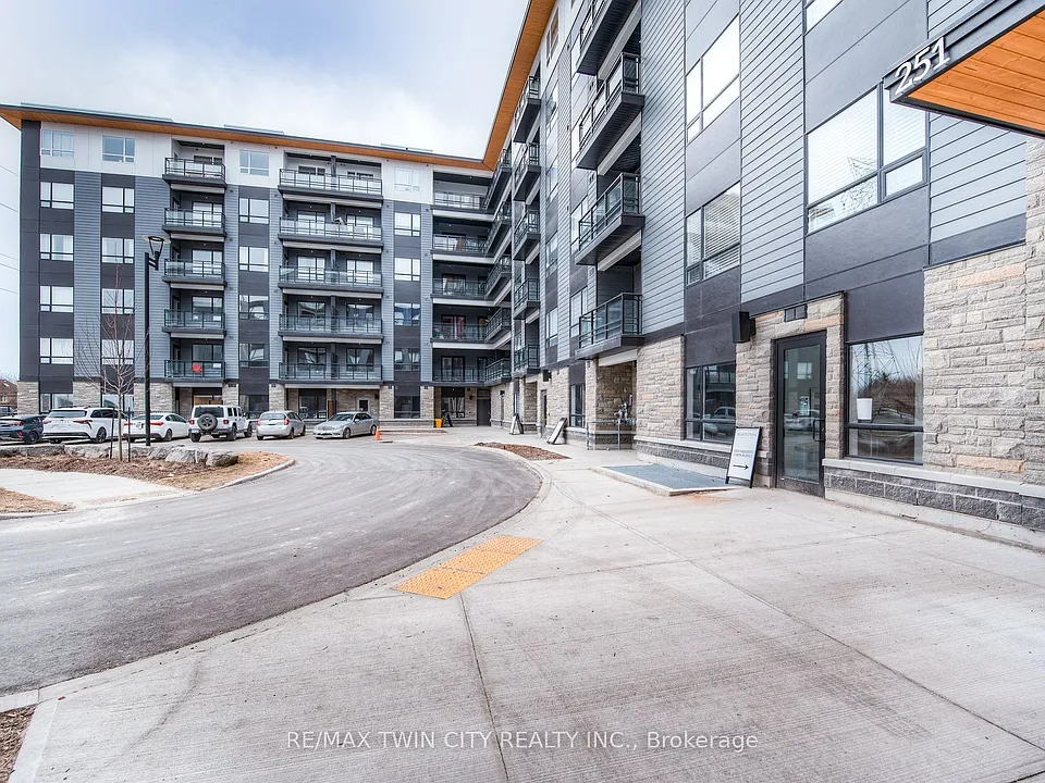 251 Northfield Dr E #314